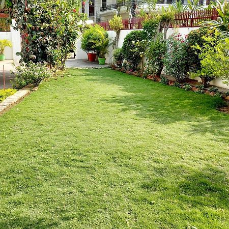 Bed and Breakfast Garden View Residency Lucknow Exterior foto